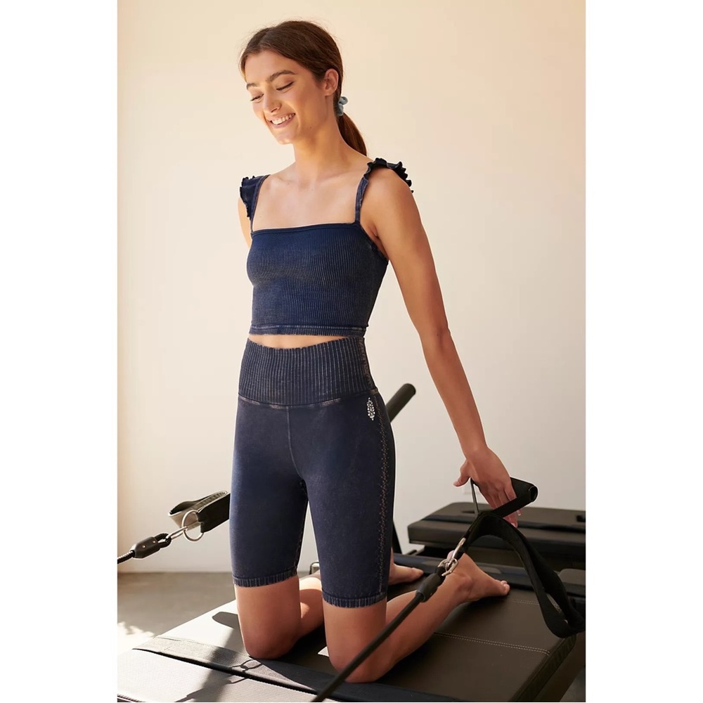Happiness Runs Flirty Crop Tank - Picture 5 of 10